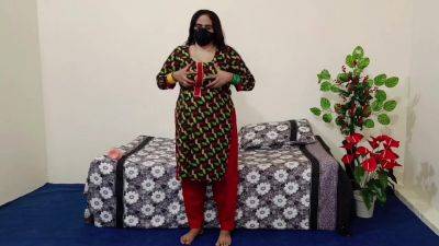 Very Hot Desi Pakistani Punjabi Aunty Dildo Riding Part 1 - hclips.com - Pakistan